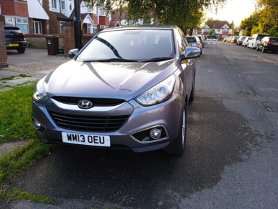 HYUNDAI IX35 GDI STYLE 2WD Engine Size 1.6 Litres Fuel PETROL Body 5 DOOR ESTATE Transmission MANUAL Seats 5 Colour GREY Reg Date 31/07/2013 Mileage: 63000 Reg WM13OEU