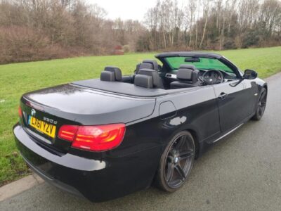 BMW MODEL 330D M SPORT AUTO  ENGINE SIZE 3.0 Litres FUEL DIESEL BODY 2 DOOR CONVERTIBLE TRANSMISSION AUTOMATIC SEATS 4 COLOUR BLACK REG DATE 23/09/2011 Mileage: 53000