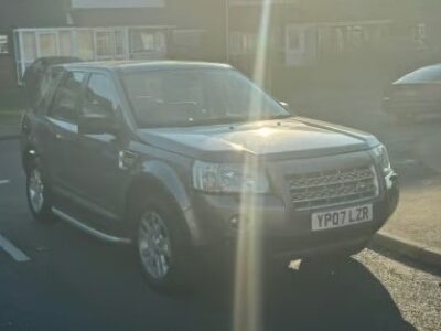 LAND ROVER FREELANDER SE TD4 Engine Size 2.2 Litres Fuel DIESEL Body 5 DOOR ESTATE Transmission MANUAL Seats 5 Colour GREY Reg Date 27/04/2007 Mileage: 111656 Reg YP07LZR