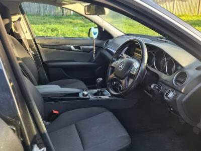 MERCEDES-BENZ C220 SE CDI BLUEEFFICIENCY Engine Size 2.2 Litres Fuel DIESEL Body 4 DOOR SALOON Transmission MANUAL Seats 5 Colour BLACK Reg Date 30/05/2012 Mileage: 71525 Reg ML12 DJD