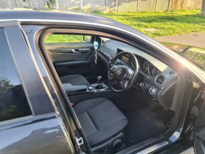 MERCEDES-BENZ C220 SE CDI BLUEEFFICIENCY Engine Size 2.2 Litres Fuel DIESEL Body 4 DOOR SALOON Transmission MANUAL Seats 5 Colour BLACK Reg Date 30/05/2012 Mileage: 71525 Reg ML12 DJD