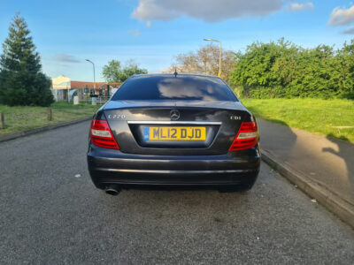 MERCEDES-BENZ C220 SE CDI BLUEEFFICIENCY Engine Size 2.2 Litres Fuel DIESEL Body 4 DOOR SALOON Transmission MANUAL Seats 5 Colour BLACK Reg Date 30/05/2012 Mileage: 71525 Reg ML12 DJD