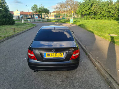 MERCEDES-BENZ C220 SE CDI BLUEEFFICIENCY Engine Size 2.2 Litres Fuel DIESEL Body 4 DOOR SALOON Transmission MANUAL Seats 5 Colour BLACK Reg Date 30/05/2012 Mileage: 71525 Reg ML12 DJD