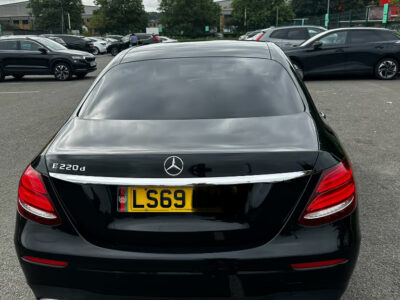 MERCEDES-BENZ E 220 AMG LINE EDITION D AUTO Engine Size 2.0 Litres Fuel DIESEL Body 4 DOOR SALOON Transmission AUTOMATIC Seats 5 Colour BLACK Reg Date 20/09/2019 Mileage: 150000 Reg LS69FUP