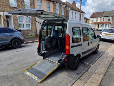 RENAULT KANGOO AUTHENTIQUE Engine Size 1.2 Litres Fuel PETROL Body 5 DOOR MPV Transmission MANUAL Seats 5 Colour GREY Reg Date 18/04/2007 Mileage 106200 Reg MRX07FTJ