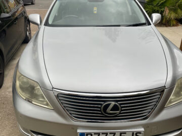 LEXUS MODELLS 460 SE-L A  ENGINE SIZE 4.6 Litres FUEL PETROL BODY 4 DOOR SALOON TRANSMISSION AUTOMATIC SEATS 5 COLOUR SILVER REG DATE 01/09/2007 Mileage: 14900 R777EJS