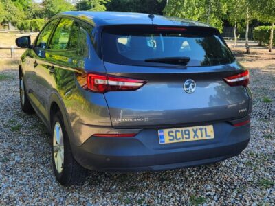 VAUXHALL MODEL GRANDLAND X SE TURBO S/S  ENGINE SIZE 1.2 Litres FUEL PETROL BODY 5 DOOR HATCHBACK TRANSMISSION MANUAL SEATS 5 COLOUR GREY REG DATE 31/05/2019  Mileage: 50850 SC19XTL