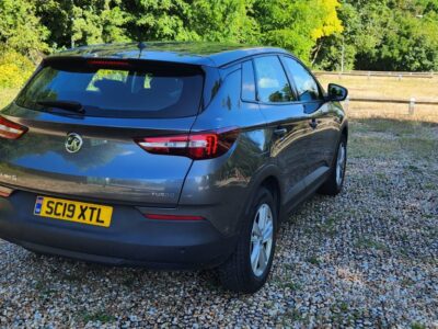 VAUXHALL MODEL GRANDLAND X SE TURBO S/S  ENGINE SIZE 1.2 Litres FUEL PETROL BODY 5 DOOR HATCHBACK TRANSMISSION MANUAL SEATS 5 COLOUR GREY REG DATE 31/05/2019  Mileage: 50850 SC19XTL