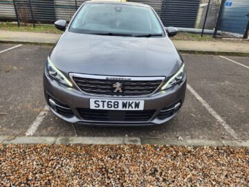 PEUGEOT MODEL 308 TECH EDITION PURETECH S/S ENGINE SIZE 1.2 Litres FUEL PETROL BODY 5 DOOR HATCHBACK TRANSMISSION MANUAL SEATS 5 COLOUR GREY REG DATE 18/01/2019 Mileage:  32860 ST68WKW