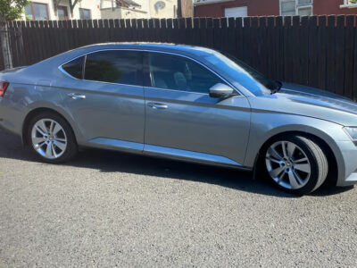 SKODA MODEL SUPERB SE L EXECUTIVE TDI  ENGINE SIZE 2.0 Litres FUEL DIESEL BODY5 DOOR HATCHBACK TRANSMISSION MANUAL SEATS 5 COLOUR GREY REG DATE 17/11/2016 Mileage: 180000 SH66 UKV