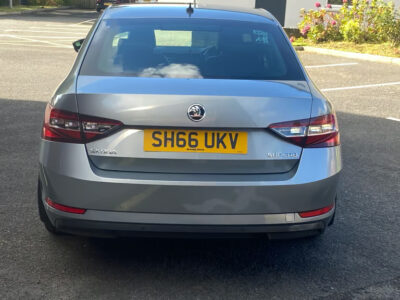 SKODA MODEL SUPERB SE L EXECUTIVE TDI  ENGINE SIZE 2.0 Litres FUEL DIESEL BODY5 DOOR HATCHBACK TRANSMISSION MANUAL SEATS 5 COLOUR GREY REG DATE 17/11/2016 Mileage: 180000 SH66 UKV