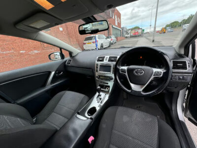 TOYOTA AVENSIS TR VALVEMATIC CVT Engine Size 1.8 Litres Fuel PETROL Body 4 DOOR SALOON Transmission CVT Seats 5 Colour SILVER Reg Date 27/03/2012 Mileage: 85960 Reg FE12EDJ