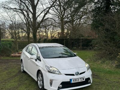 TOYOTA PRIUS T SPIRIT VVT-I CVT Engine Size 1.8 Litres Fuel PETROL/ELECTRIC Body 5 DOOR HATCHBACK Transmission CVT Seats 5 Colour WHITE Reg Date 01/03/2013 Mileage: 234000 Reg VX13TZW