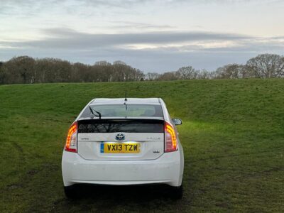 TOYOTA PRIUS T SPIRIT VVT-I CVT Engine Size 1.8 Litres Fuel PETROL/ELECTRIC Body 5 DOOR HATCHBACK Transmission CVT Seats 5 Colour WHITE Reg Date 01/03/2013 Mileage: 234000 Reg VX13TZW