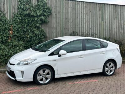 TOYOTA PRIUS T SPIRIT VVT-I CVT Engine Size 1.8 Litres Fuel PETROL/ELECTRIC Body 5 DOOR HATCHBACK Transmission CVT Seats 5 Colour WHITE Reg Date 01/03/2013 Mileage: 234000 Reg VX13TZW