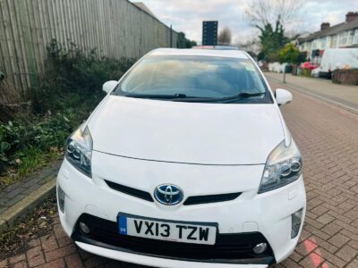 TOYOTA PRIUS T SPIRIT VVT-I CVT Engine Size 1.8 Litres Fuel PETROL/ELECTRIC Body 5 DOOR HATCHBACK Transmission CVT Seats 5 Colour WHITE Reg Date 01/03/2013 Mileage: 234000 Reg VX13TZW