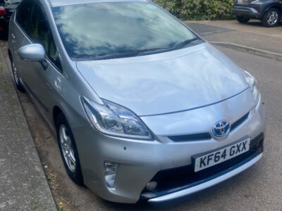 TOYOTA PRIUS HYBRID Engine Size 1.8 Fuel HYBRID ELECTRIC Body DOOR Transmission N/A Seats 5 Colour SILVER Reg Date 01/09/2020  Mileage: 100000 Reg KF64GXX