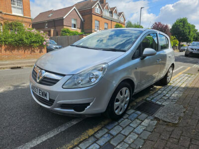 VAUXHALL MODEL CORSA CLUB A/C AUTO ENGINE SIZE 1.4 Litres FUEL PETROL BODY 5 DOOR HATCHBACK TRANSMISSION AUTOMATIC SEATS 5 COLOUR SILVER REG DATE 31/01/2008 AX57 EWM Mileage: 26908