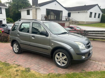 SUZUKI MODEL IGNIS GL ENGINE  ENGINE SIZE1.3 Litres FUEL PETROL BODY 5 DOOR HATCHBACK TRANSMISSION MANUAL SEATS 5 COLOUR SILVER REG DATE 01/03/2006 WJ06HNK Mileage: 157000