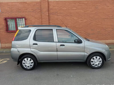 SUZUKI MODEL IGNIS GL ENGINE  ENGINE SIZE1.3 Litres FUEL PETROL BODY 5 DOOR HATCHBACK TRANSMISSION MANUAL SEATS 5 COLOUR SILVER REG DATE 01/03/2006 WJ06HNK Mileage: 157000