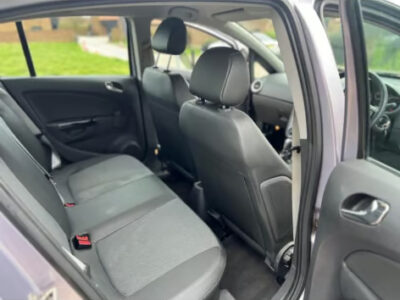 VAUXHALL CORSA DESIGN AUTO Engine Size 1.4 Litres Fuel PETROL Body 5 DOOR HATCHBACK Transmission AUTOMATIC Seats 5 Colour SILVER Reg Date 05/03/2007 Mileage 134000 Reg BV07WJK