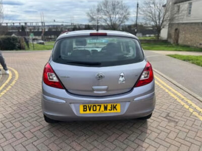 VAUXHALL CORSA DESIGN AUTO Engine Size 1.4 Litres Fuel PETROL Body 5 DOOR HATCHBACK Transmission AUTOMATIC Seats 5 Colour SILVER Reg Date 05/03/2007 Mileage 134000 Reg BV07WJK