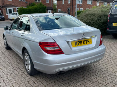 MERCEDES-BENZ C180 SE BLUEEFFICIENCY AUTO Engine Size 1.8 Litres Fuel PETROL Body 4 DOOR SALOON Transmission AUTOMATIC Seats 5 Colour SILVER Reg Date 27/06/2011 Mileage: 51000 Reg KP11UTH